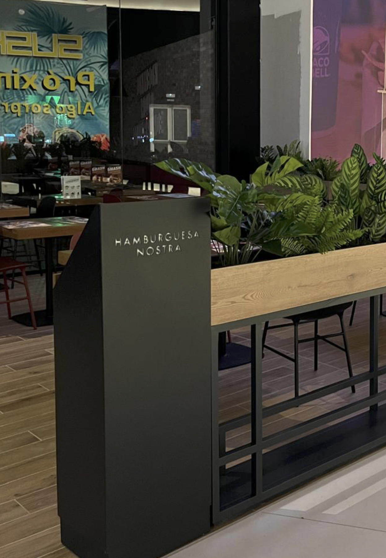 Mobequipa, sigue ampliando su cartera de clientes y actualizando el mobiliario de restaurantes y establecimientos,  de las mejores cadenas.