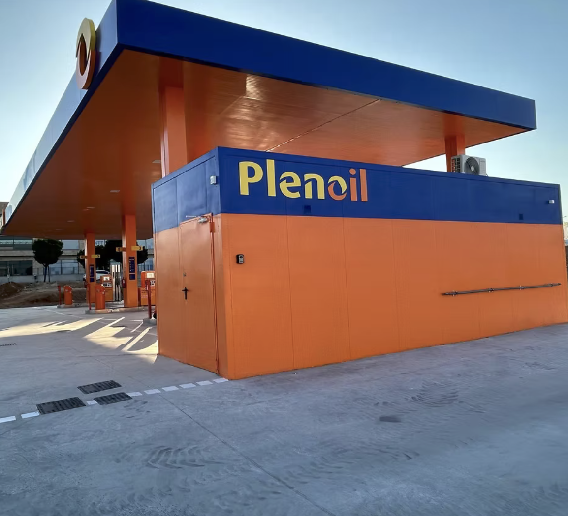 En la C/Segunda, 14 de Carbajosa de la Sagra, en Salamanca, se ubica esta nueva estación de servicio PLENOIL.